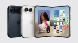 Das iPhone Duo geöffnet und geschlossen in den Farben Star White und Night Sky.
